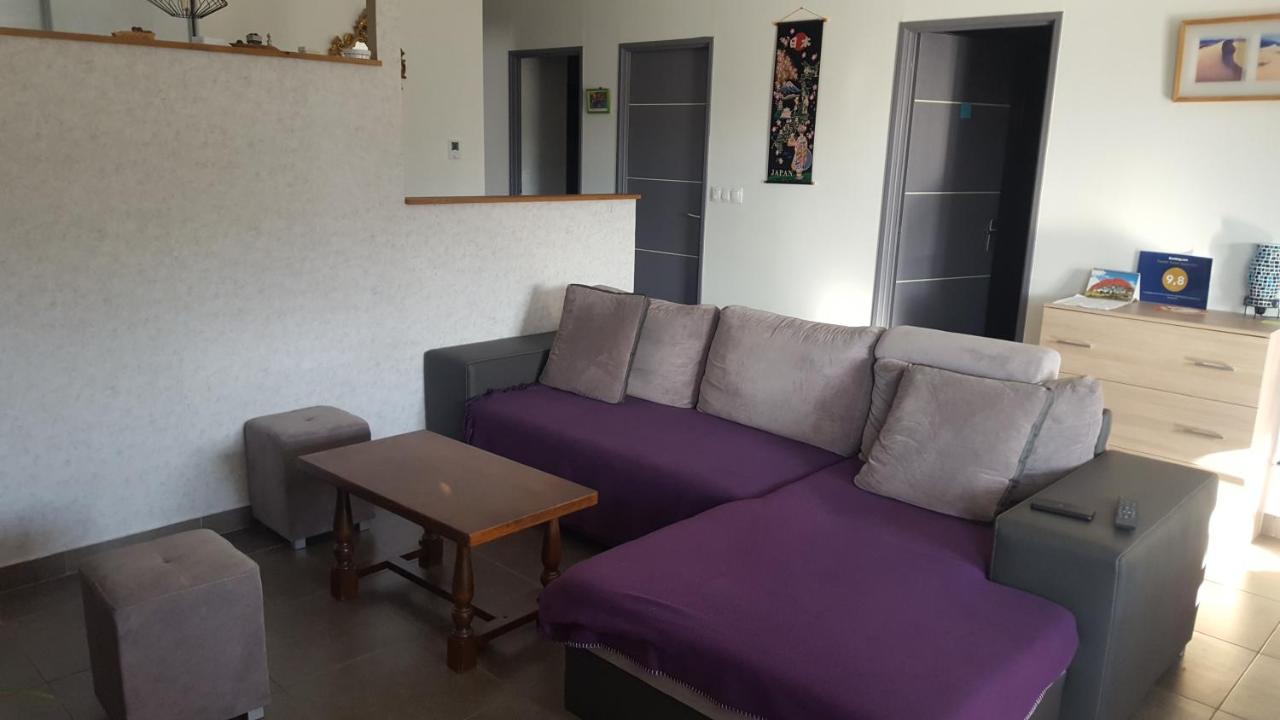 1 Chambre Privative Avec Bureau Et Cuisine Dans Maison 105 M2 Montfaucon Montfaucon  Zewnętrze zdjęcie